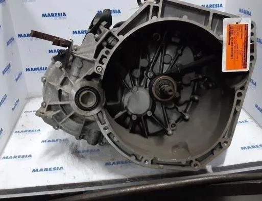 RENAULT Scenic 3 generation (2009-2015) Коробка передач TL4036,7701479319,7711497624 27925600