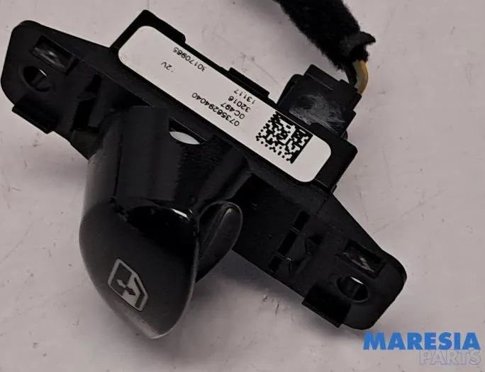 FIAT 500 2 generation (2008-2024) Кнопка стеклоподъемника передней левой двери 29049831