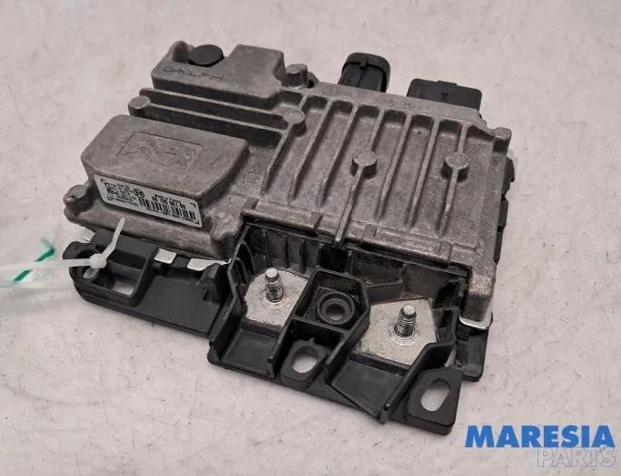 PEUGEOT 2008 1 generation (2013-2020) Zapaľovacie tlačidlo 9819596180,009819596180 31224047