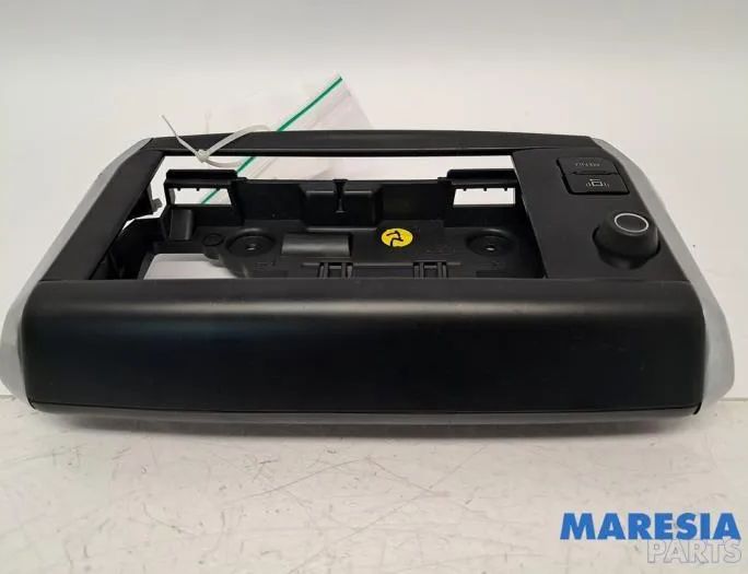 PEUGEOT 208 Peugeot 208 (2012-2015) Tlačidlá hudobného prehrávača 96738995VV,96758773XU 32829202