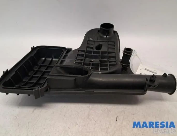 PEUGEOT 107 Peugeot 107 (2005-2014) Корпус воздушного фильтра 144091,177050Q020 32829234