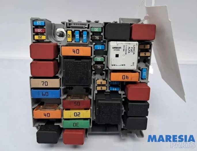 ALFA ROMEO Giulietta 940 (2010-2020) Fuse Box 51867698,51849432 33051092