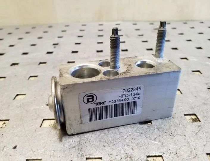 PEUGEOT 5008 1 generation (2009-2016) Expanzný ventil klimatizácie 26064991