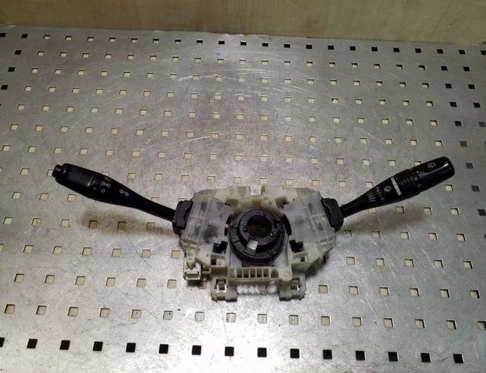 MITSUBISHI Pajero 3 generation (1999-2006) Stieračový prepínač 17B153,K70204Y 26070794