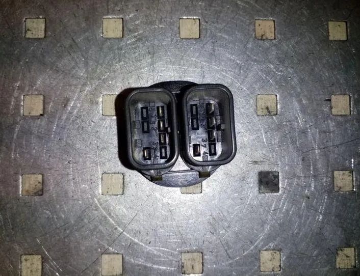 FORD Fusion 1 generation (2002-2012) Кнопка стеклоподъемника передней правой двери 96FG14529BC 26090769