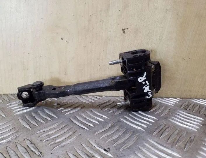 VOLVO XC70 3 generation (2007-2020) Pravý zadný dverový obmedzovač 26101378