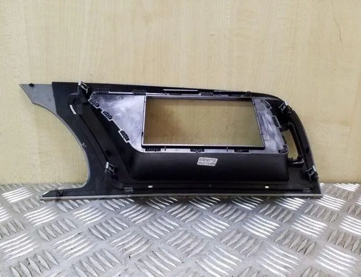 AUDI A5 8T (2007-2016) Ozdoba pre hudobný prehrávač 8T2857185F 26107636