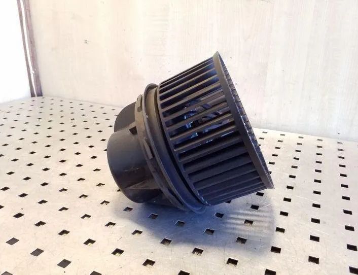 FORD Focus 3 generation (2011-2020) Interiérový ohrievač AV6N18456DC 26113755