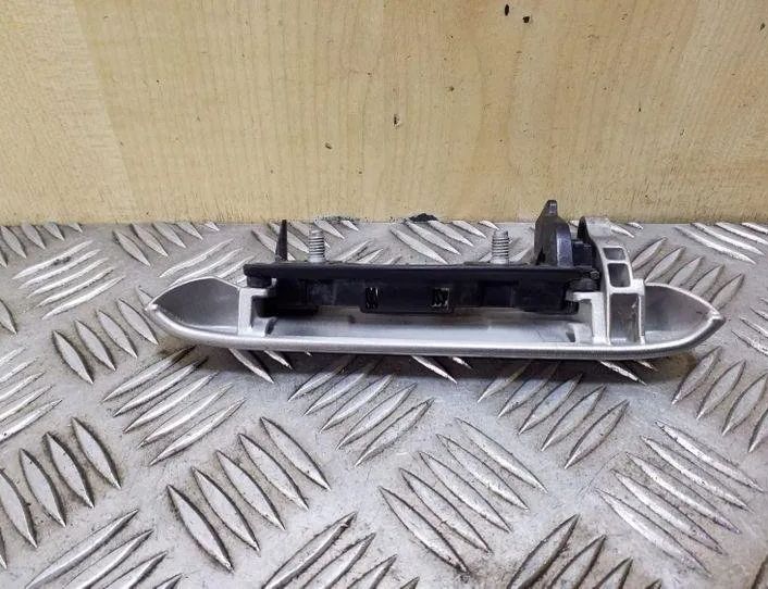 TOYOTA Yaris Verso 1 generation (1999-2006) Pravé zadné dvere vonkajšia kľučka 26127262