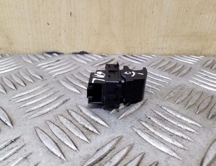 VOLKSWAGEN Passat Variant 1 generation (2010-2024) Vypínač ľavého okna predných dverí 5G0959855H 26130699