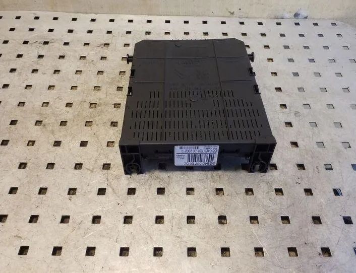 PEUGEOT 3008 1 generation (2010-2016) Komfortná ovládacia jednotka 966405878002,281201906C 26132322