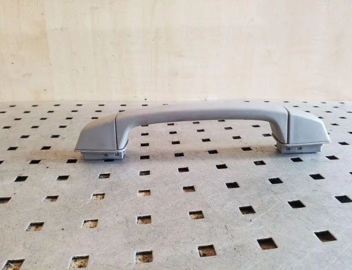 BMW X3 E83 (2003-2010) Ручка крыши (передняя левая) 201222012 26138222