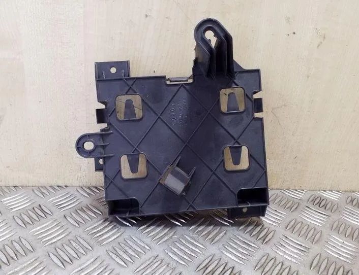 AUDI A5 8T (2007-2016) Ostatné vnútorné časti 8K0907461A 26141953