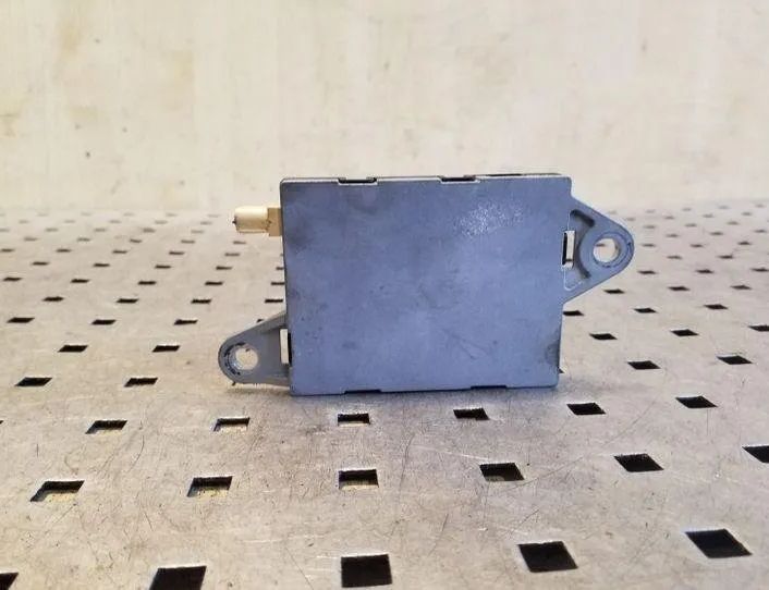 AUDI TT 8J (2006-2014) Bootlid Antenna Amplifier 8J8035225M,50110025 26149916