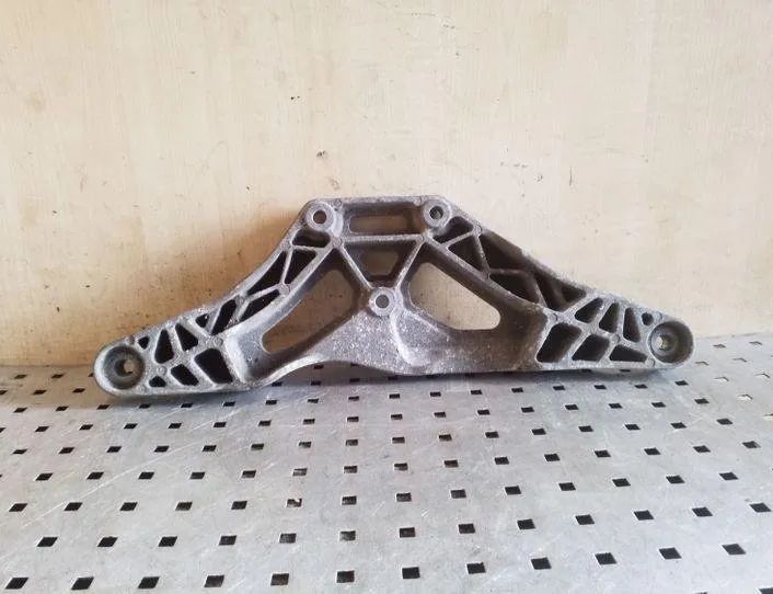 AUDI A6 C6/4F (2004-2011) Rear differential bracket 4F0599287 26163262