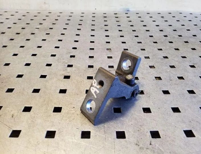 AUDI A6 C7/4G (2010-2020) Front Right Door Hinge 4G0831402B 26171313