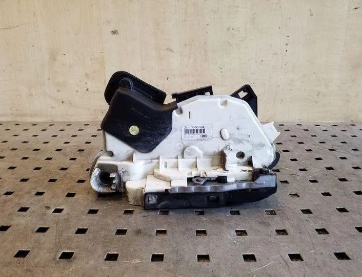 VOLKSWAGEN Passat Variant 1 generation (2010-2024) Замок двери передний правый 5E2837016,6R0837350 26178270