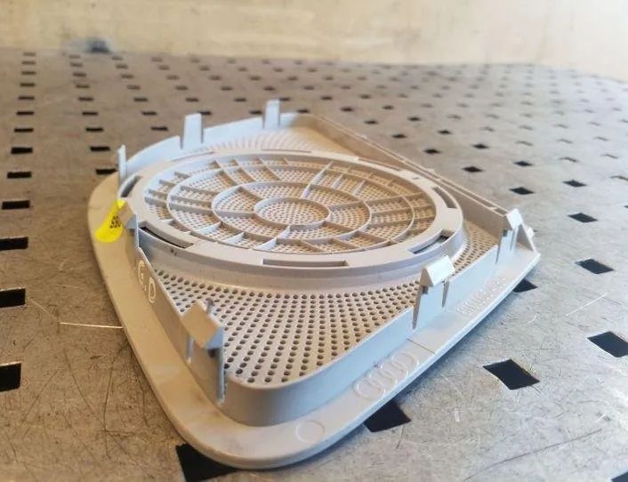 AUDI A5 8T (2007-2016) Loudspeaker cover 8T0035436A 26181440