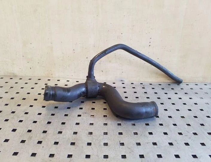 AUDI A6 C4/4A (1994-1997) Coolant Hose Pipe 4A0121101C 26192222
