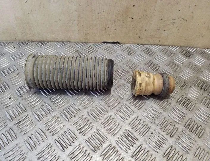 VOLKSWAGEN Caddy 3 generation (2004-2015) Iné diely zavesenia 1K0412303AA 26205961