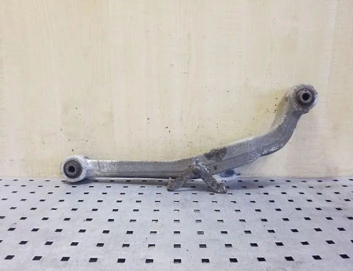 NISSAN Qashqai 2 generation (2013-2023) Рычаг задний левый 26207638