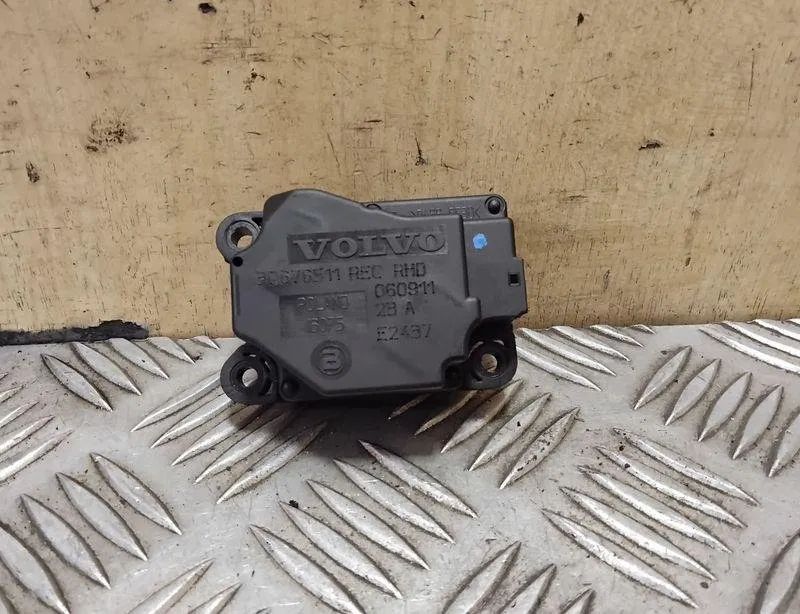 VOLVO XC60 1 generation (2003-2015) Ventily na ovládanie vnútorného kúrenia 30676511 32153010