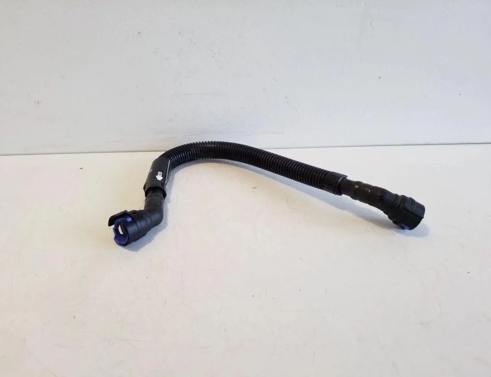 FORD Kuga 2 generation (2013-2020) Шланг сапуна LX6E6758AA 32154173