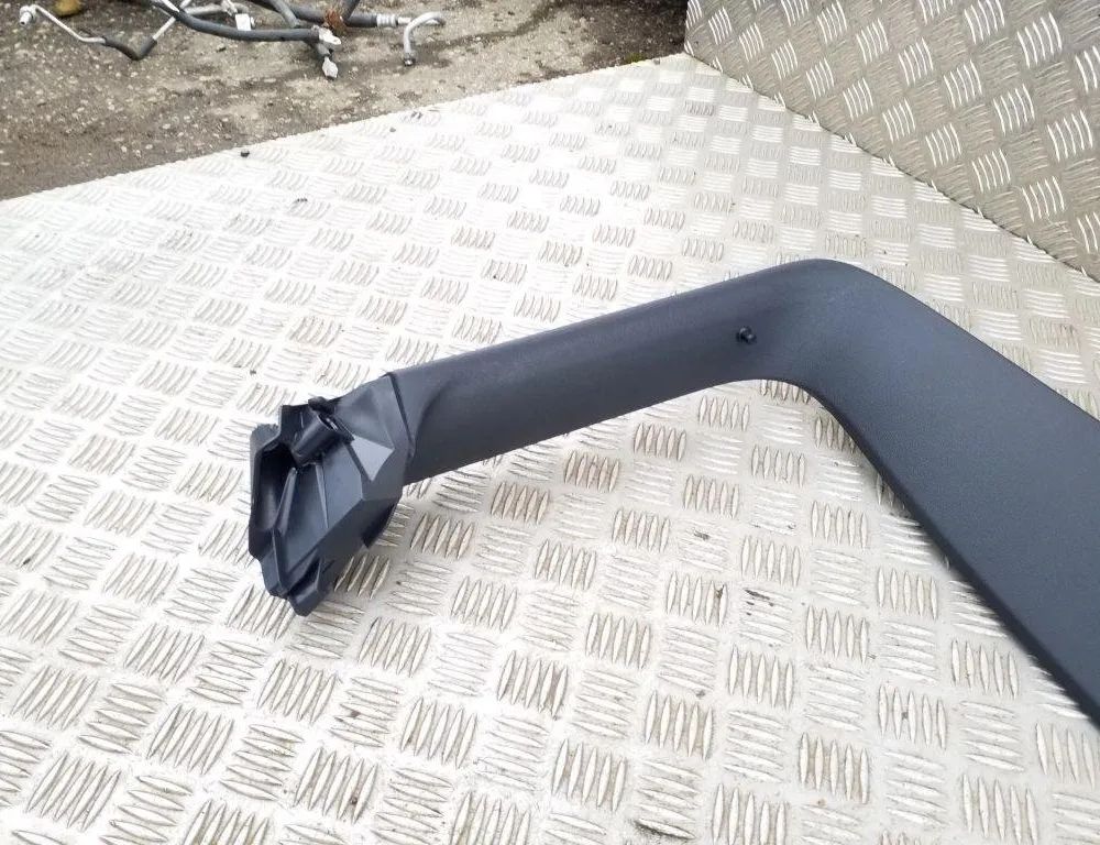 SKODA Kamiq 1 generation (2019-2023) Обивка крышки багажника 658867605 32159676