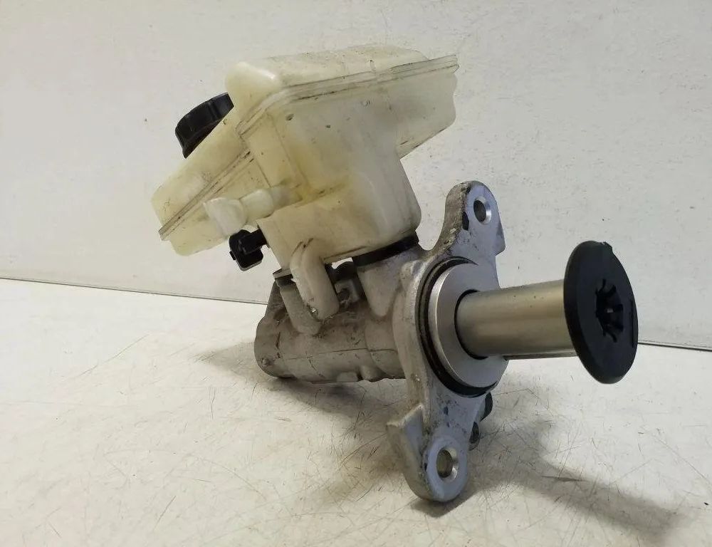 VOLKSWAGEN Tiguan 2 generation (2016-2024) Рабочий тормозной цилиндр 5Q1611301C 32163466