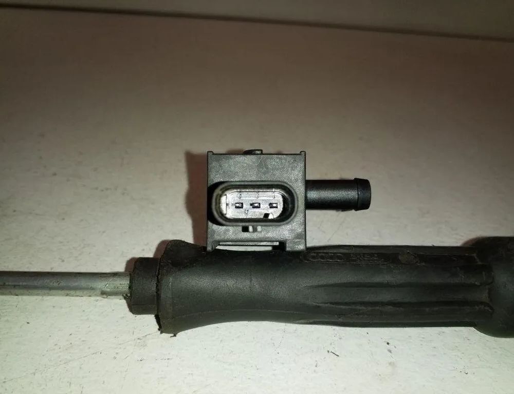 AUDI A6 C6/4F (2004-2011) Датчик давления DPF 06N131551S 32173105