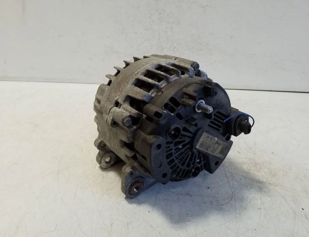 SKODA Octavia 3 generation (2013-2020) Alternator 05E903026C 32183614