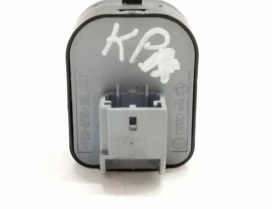AUDI A4 B8/8K (2011-2016) Prepínač nastavenia zrkadla 8K0959565B 22632848