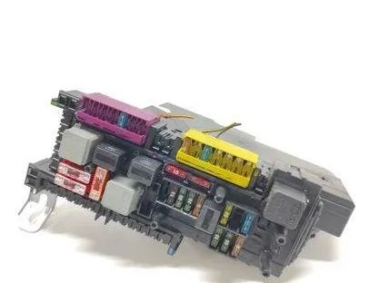 MERCEDES-BENZ E-Class W212/S212/C207/A207 (2009-2016) Блок предохранителей 5DK00962056,2129003702,2125452832 22722030