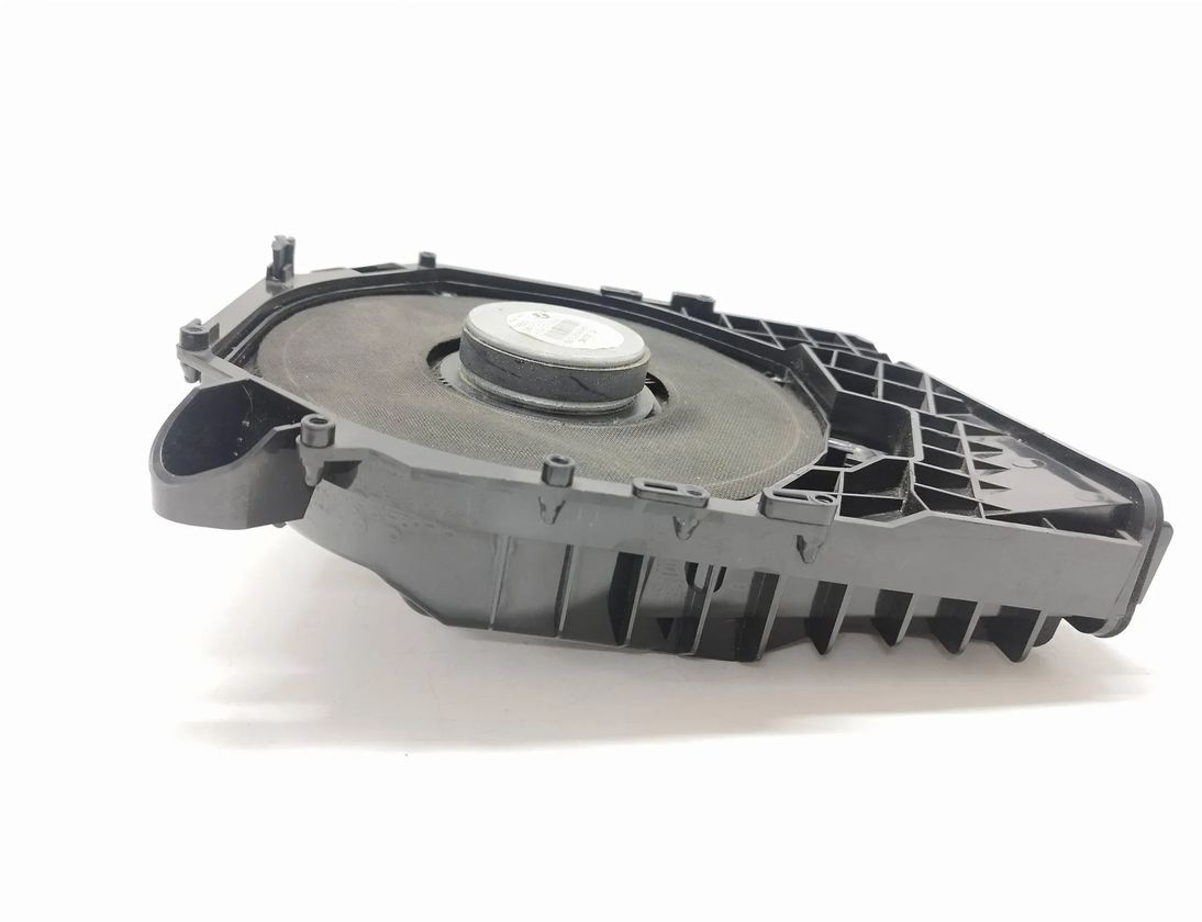 BMW 3 Series E90/E91/E92/E93 (2004-2013) Сабвуфер 9143986 27816572