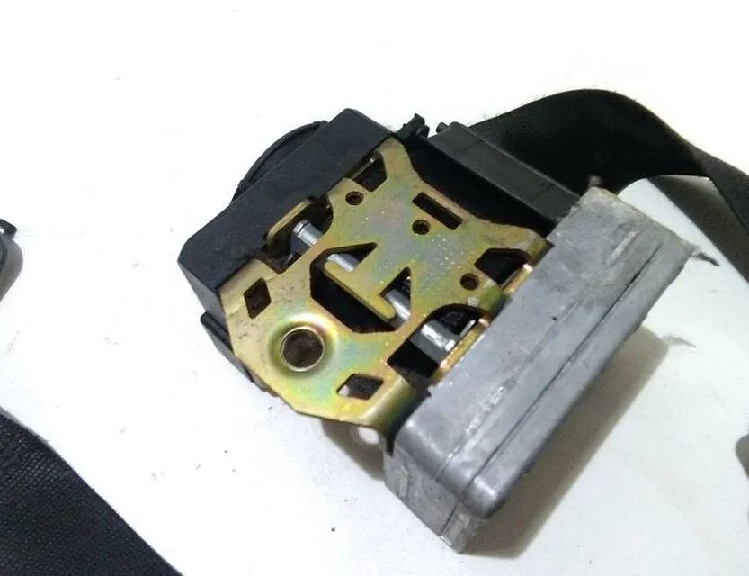 MERCEDES-BENZ C-Class W203/S203/CL203 (2000-2008) Ремень безопасности передний правый 33015930F 31637632