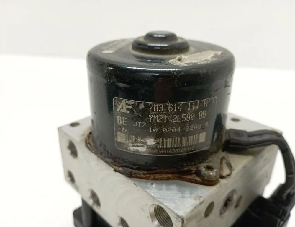 SEAT Alhambra 1 generation (1996-2010) ABS čerpadlo 1J0907379P 31861375