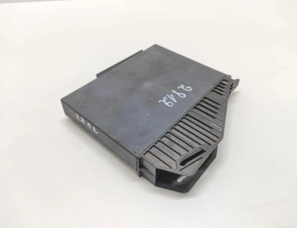 MERCEDES-BENZ E-Class W210 (1995-2002) Comfort Control Unit 2108203826 31952802
