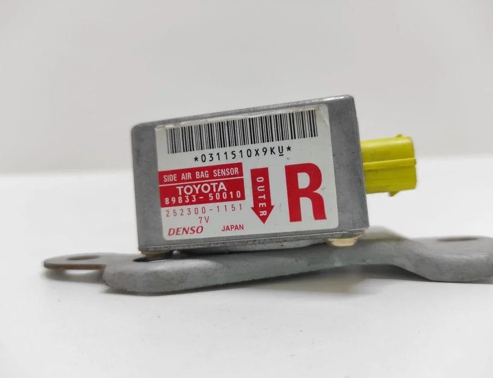 LEXUS LS 3 generation (2000-2006) Front Left Impact Sensor 8983350010 31993658