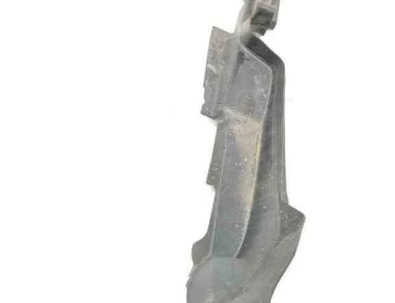 AUDI A4 B9/8W (2015-2024) Ostatné časti karosérie 8W0821169 32631381