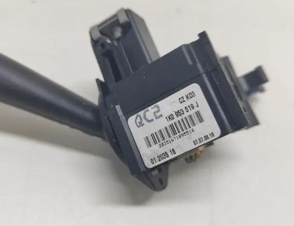 SKODA Octavia 2 generation (2004-2013) Wiper Control CZK03 32953182