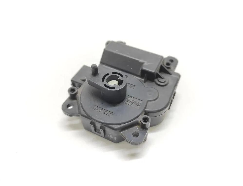 CADILLAC SRX 1 generation (2004-2009) Клапаны управления внутренним подогревом AW0637008140 32982983