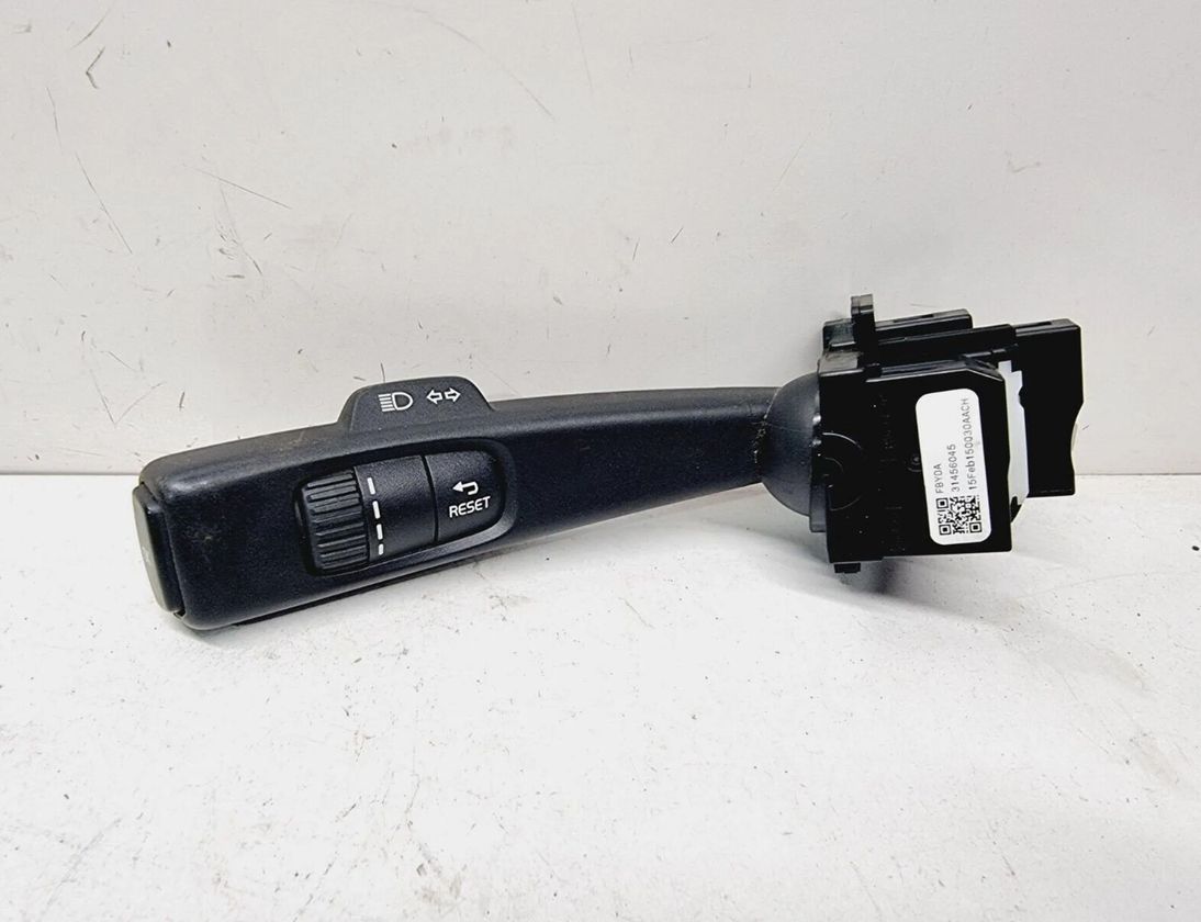VOLVO V40 Cross Country 1 generation (2012-2020) Turn switch knob 31394001 30219024