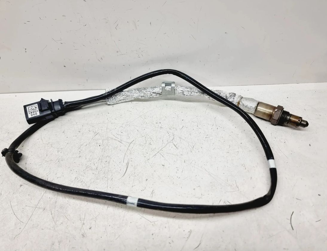 SKODA Karoq 1 generation (2017-2024) Lambda Oxygen Sensor 04E906262KE 30232852