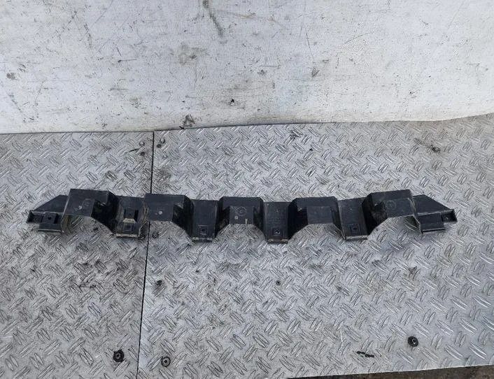 VOLVO V50 1 generation (2003-2012) Pravý zadný držiak nárazníka 30698691 24169004