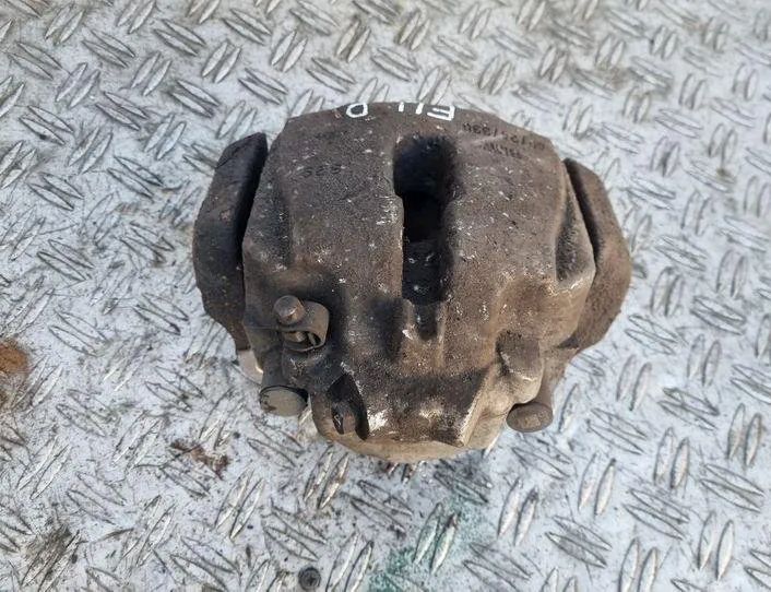 BMW 5 Series F10/F11 (2009-2017) Супорт тормозов передний правый 6024330 24175971