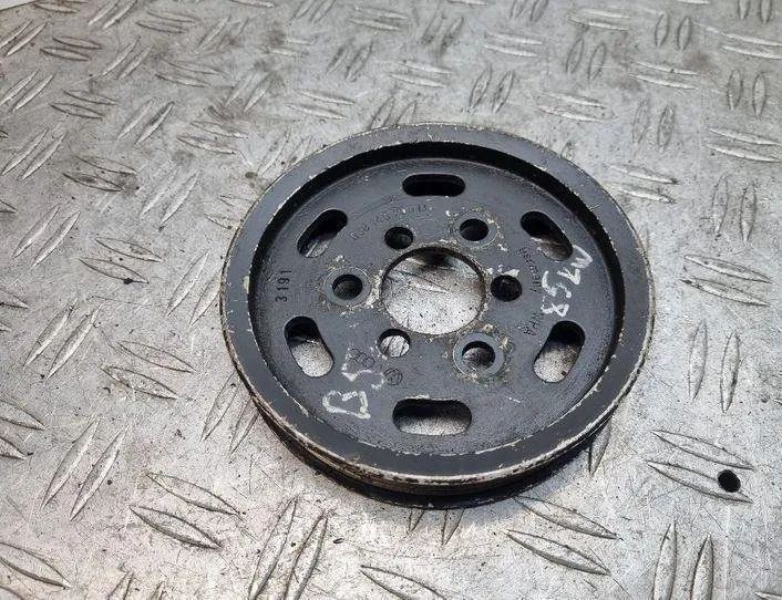 VOLKSWAGEN Passat B5 (1996-2005) Шкив насоса усилителя руля 038145255D 24176215