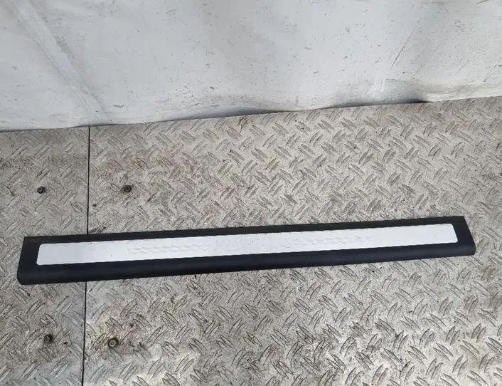 OPEL Astra H (2004-2014) Ľavý predný dverový panel 13238379,498166255 24184274