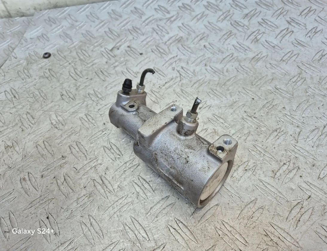 TOYOTA Prius 3 generation (XW30) (2009-2015) Рабочий тормозной цилиндр 4727047030 27108629