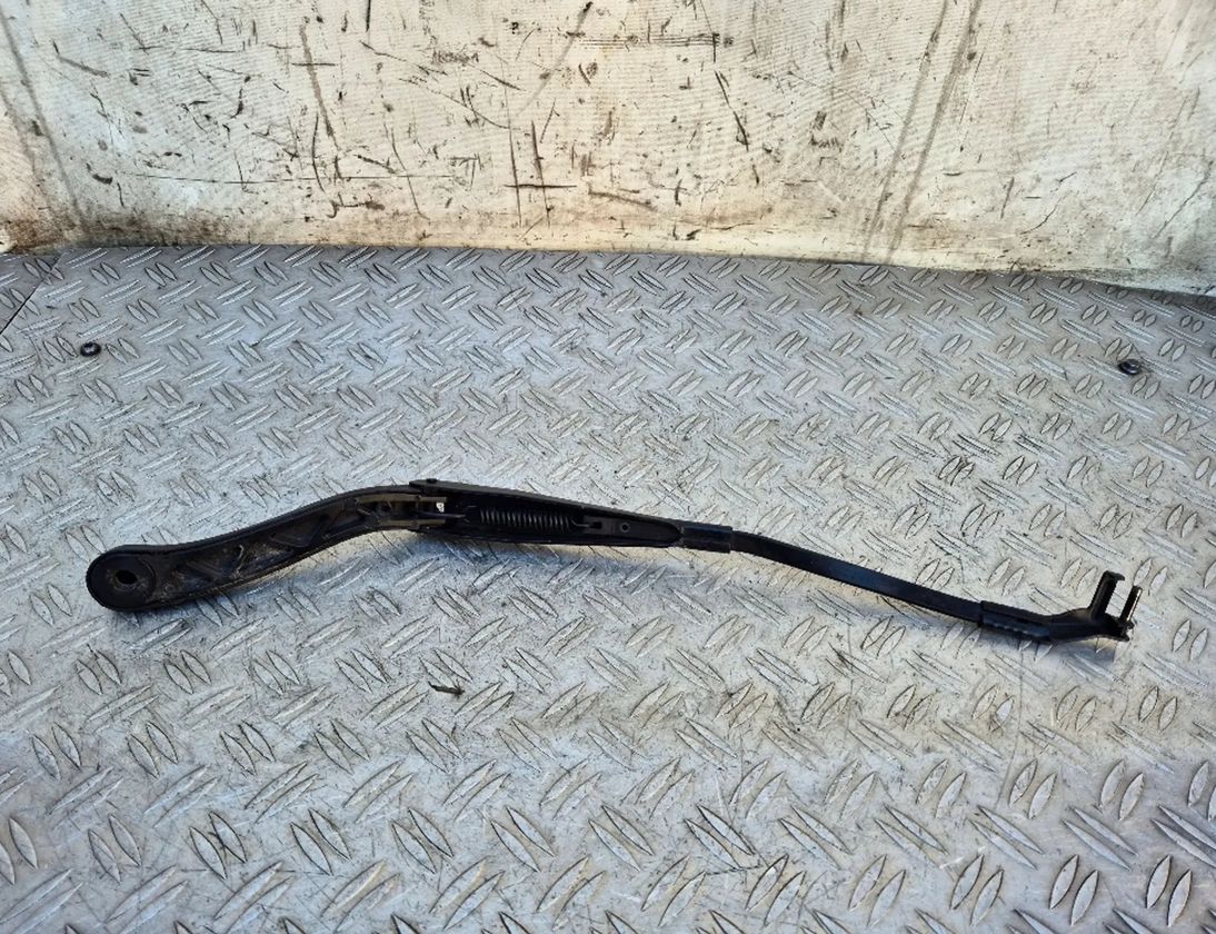 MERCEDES-BENZ E-Class W212/S212/C207/A207 (2009-2016) Front wiper blade arm A2078200044 27323871