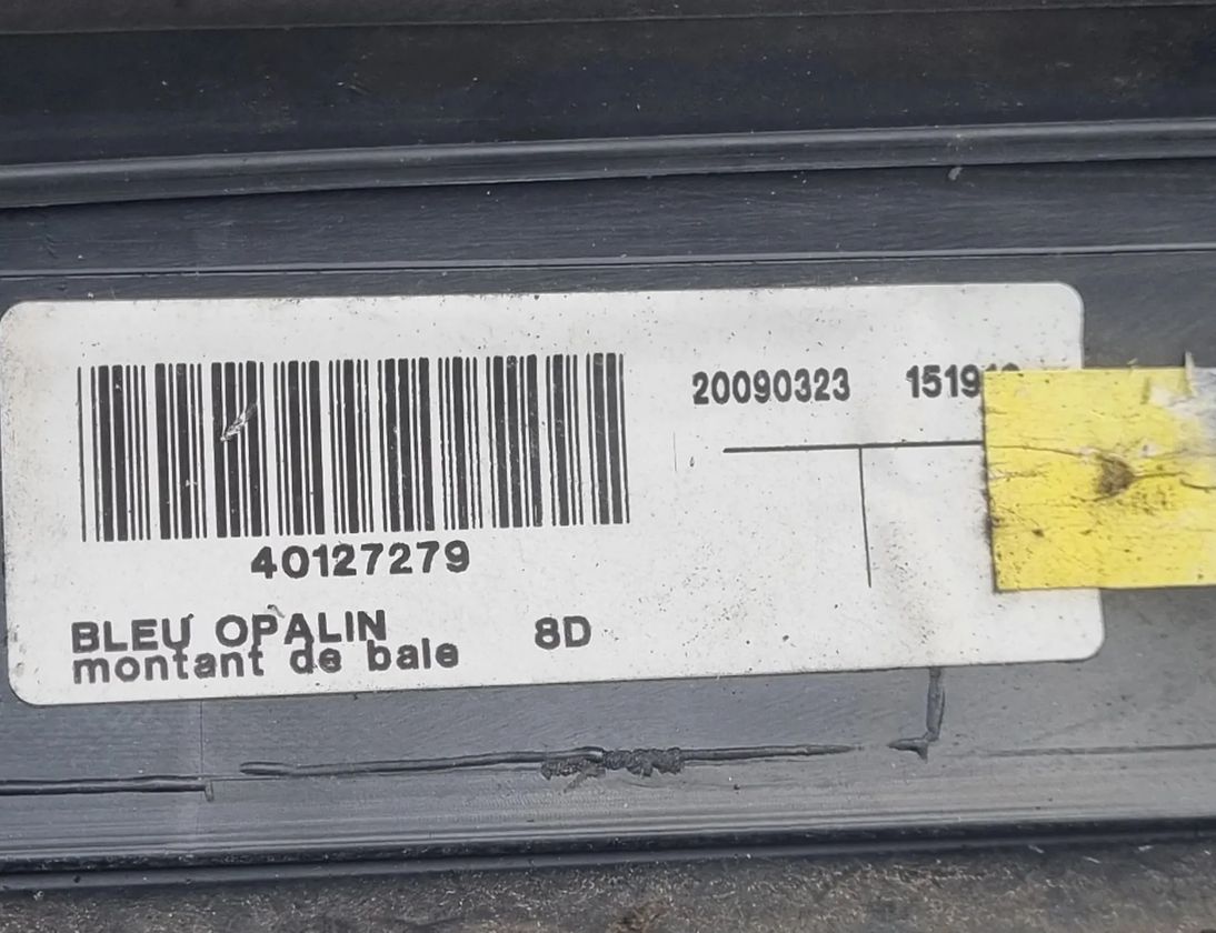 RENAULT Scenic 3 generation (2009-2015) Pravé zadné blatníkové lemovanie 768350002R,20090323,40127279 27940084